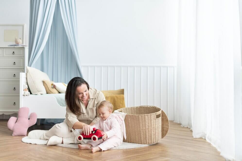 mother-toddler-playing-together_53876-125360.jpg