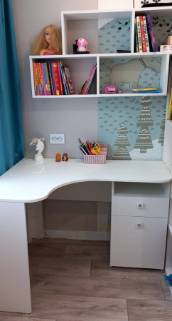 Стол угловой коллекции Умка (ширина 1400 мм)  от Династия Kids